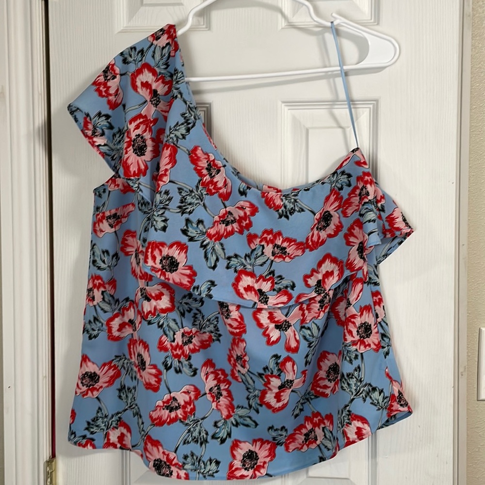 C & E One Shoulder Top
